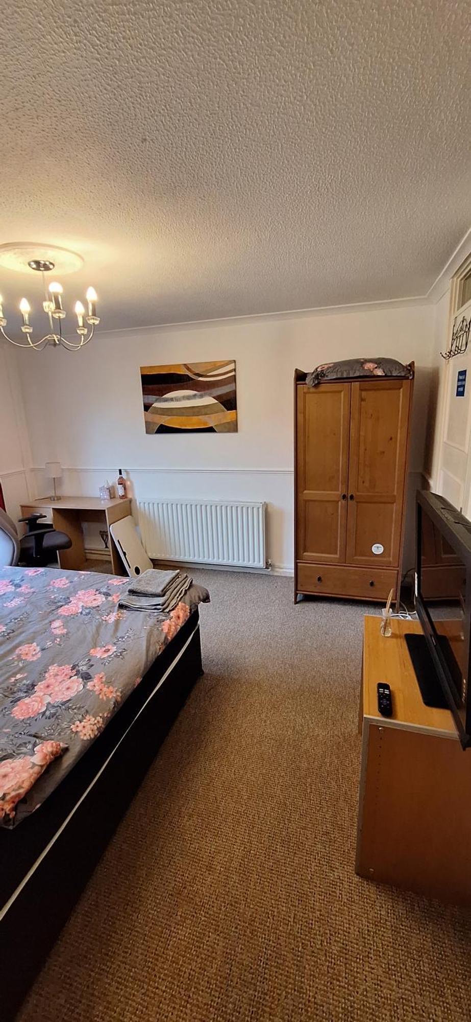 Spacious And Serene Stay Near Milton Keynes Centre Willen Quarto foto